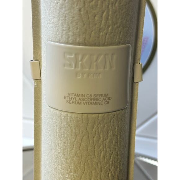 SKNN BY KIM Vitamin C8 Serum 30 mL - NEW in Box - Picture 1 of 3